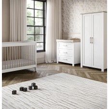 Valencia 3 Piece Room Set 