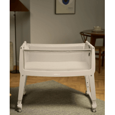 Studio Bedside Crib 