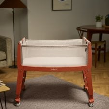 Studio Bedside Crib 
