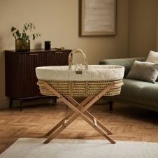 Quilted Moses Basket, Mattress & Static Stand
